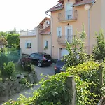 Apartamento Alsóhegyi *
