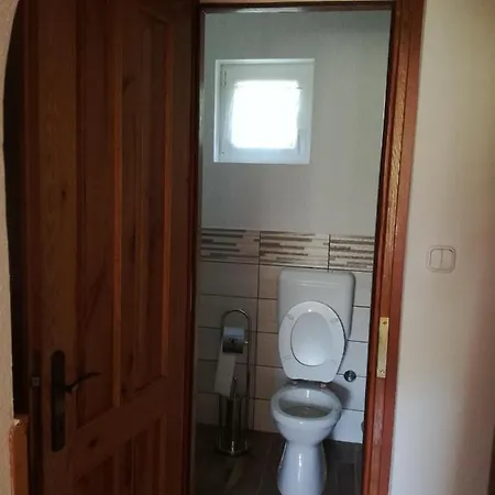 Alsóhegyi Apartamento *