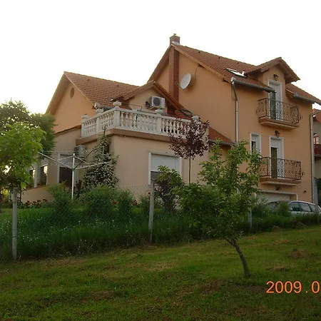 Appartamento Alsohegyi *