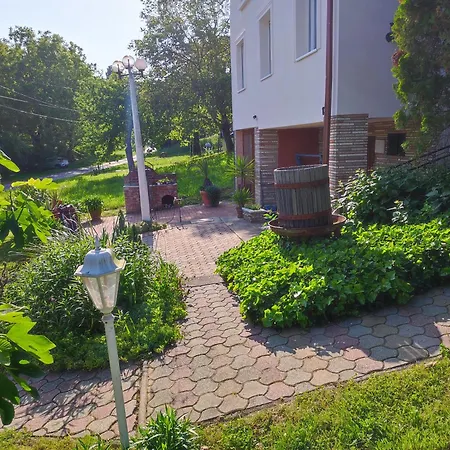 Alsohegyi 아파트