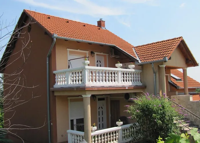 Apartman Alsóhegyi *
